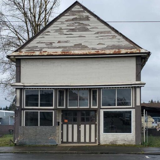 The Hobson-Gehlen building in Stayton as it is now.