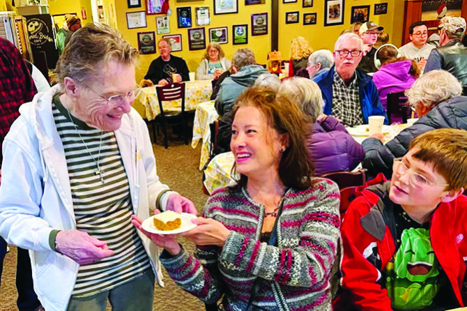 Diners at the Covered Bridge Cafe’s annual Community Dinner. Courtesy Cari Sessums