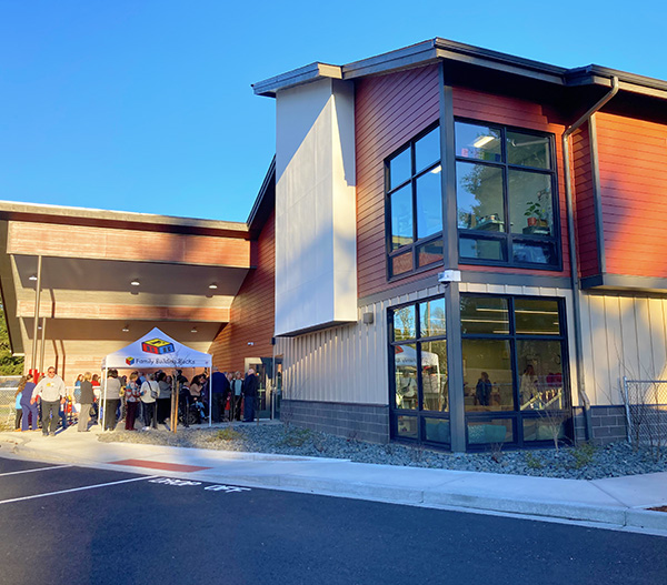 The new home of Doris’s Place on East Santiam Street.